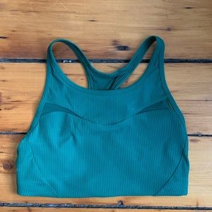 Lululemon high-neck Sports Bra